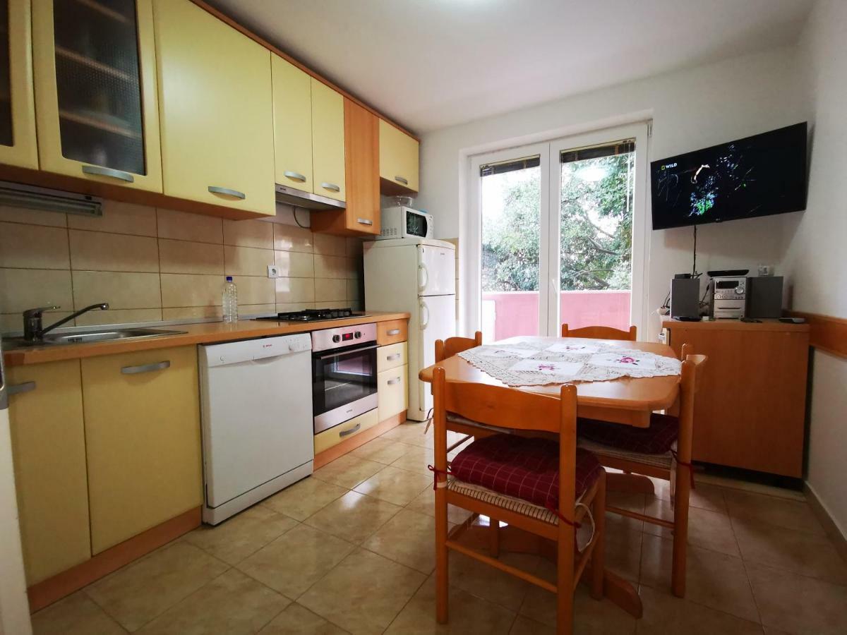 Comfortable 3* Apartment Lapad Center Dubrovnik Exteriör bild